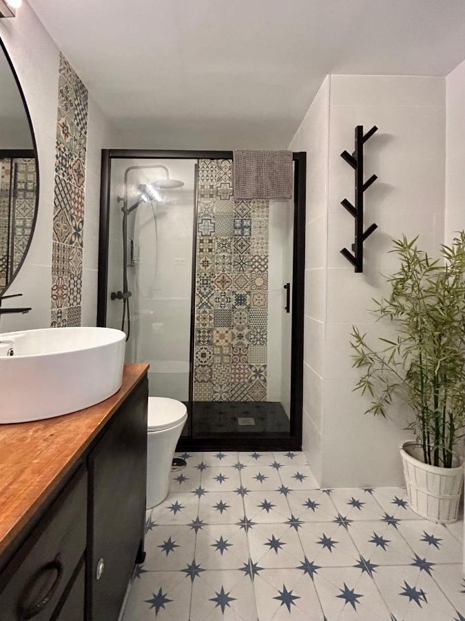 Torre De La Roca Industrial69 Apartment ตอร์เรโมลิโนส ภายนอก รูปภาพ