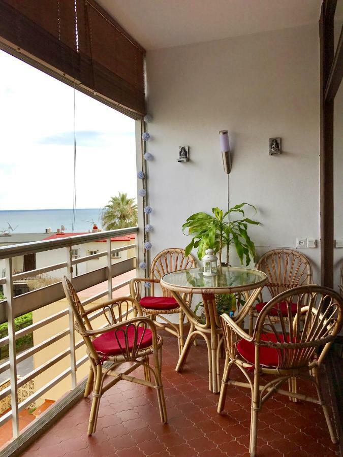 Torre De La Roca Industrial69 Apartment ตอร์เรโมลิโนส ภายนอก รูปภาพ