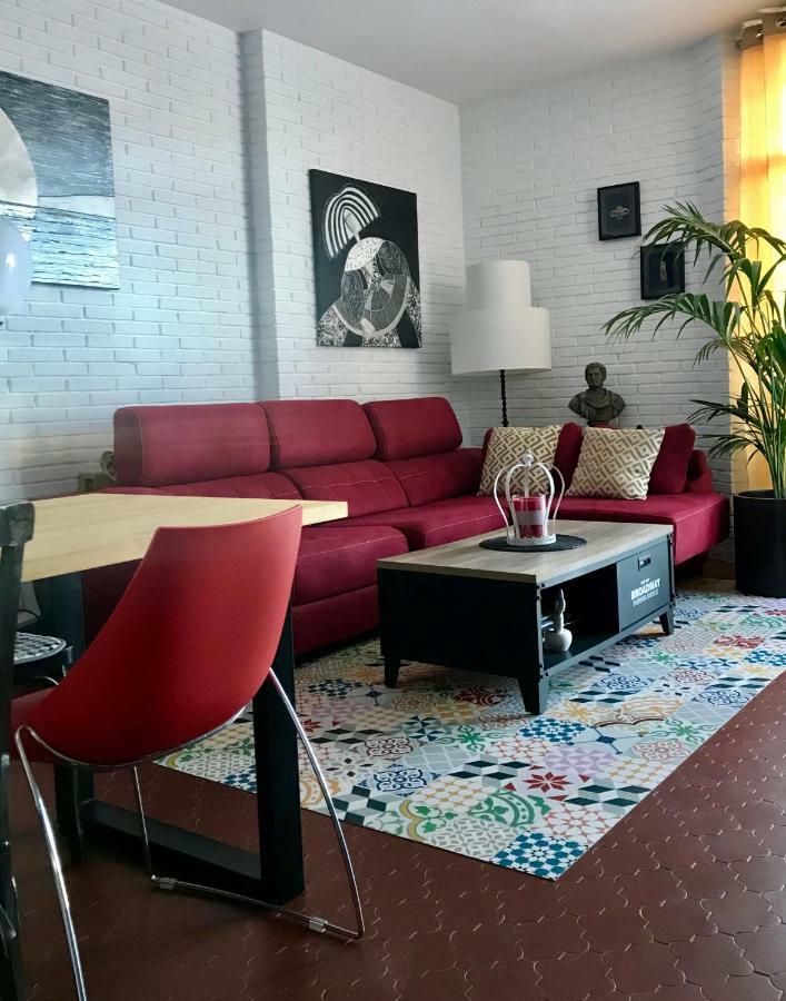Torre De La Roca Industrial69 Apartment ตอร์เรโมลิโนส ภายนอก รูปภาพ